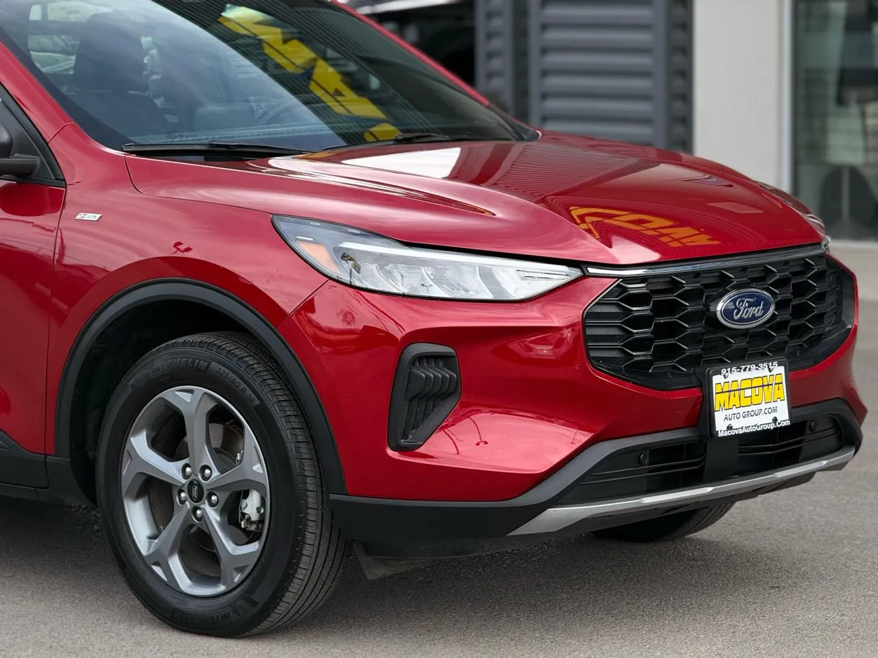 Ford Escape photo 8
