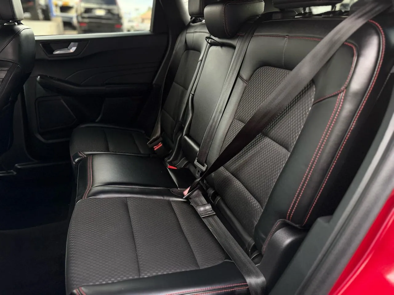 Ford Escape photo 14