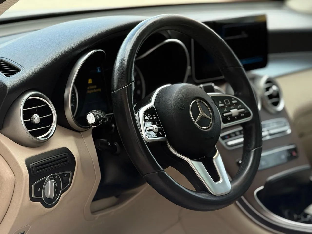 Mercedes-Benz GLC-Class photo 11