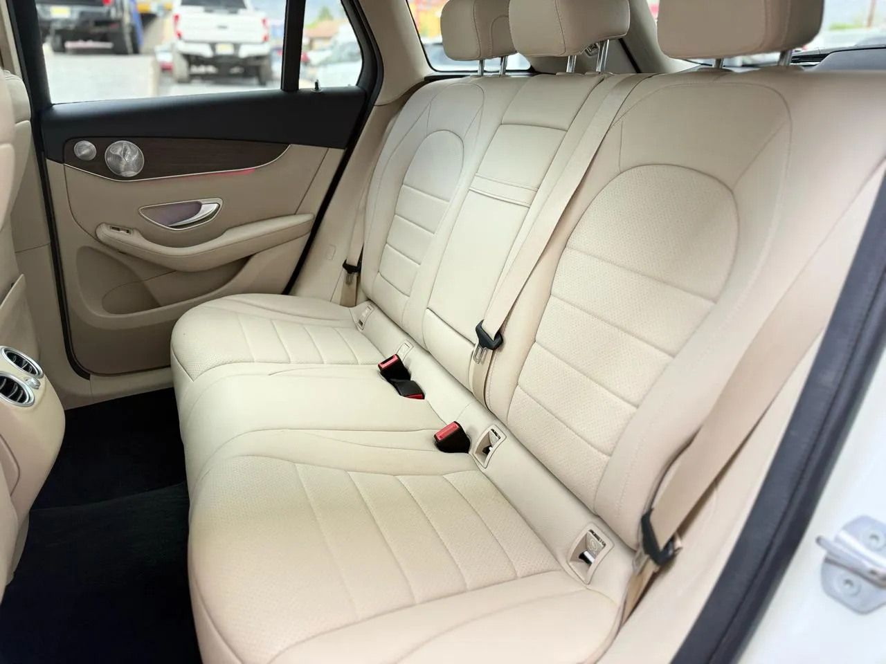Mercedes-Benz GLC-Class photo 13