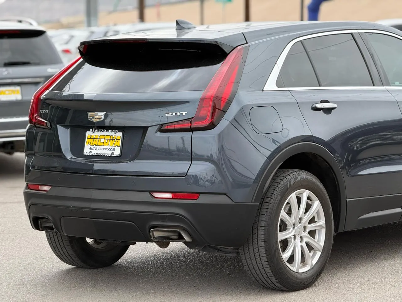 Cadillac XT4 photo 9