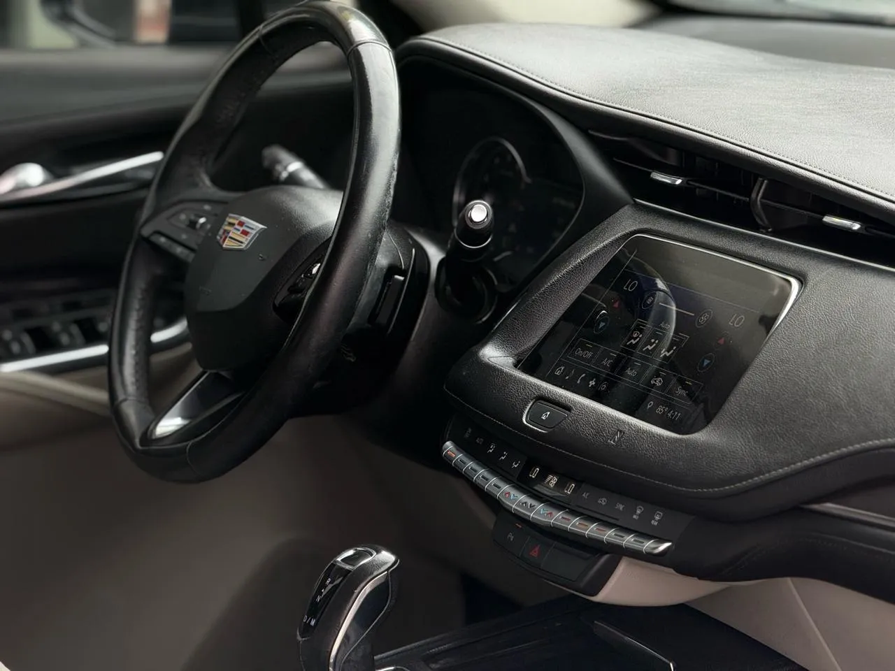 Cadillac XT4 photo 14