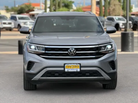 Another view of 2022 VOLKSWAGEN ATLAS CROSS SPORT V6 SE w/Technology 4MOTION for sale in El Paso, TX at Macova Auto Group Inc.