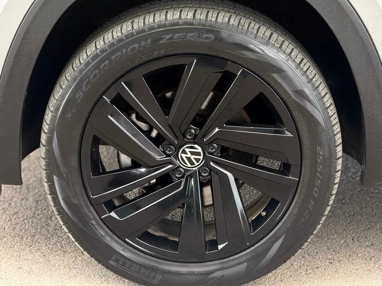 Volkswagen Atlas Cross Sport photo 10