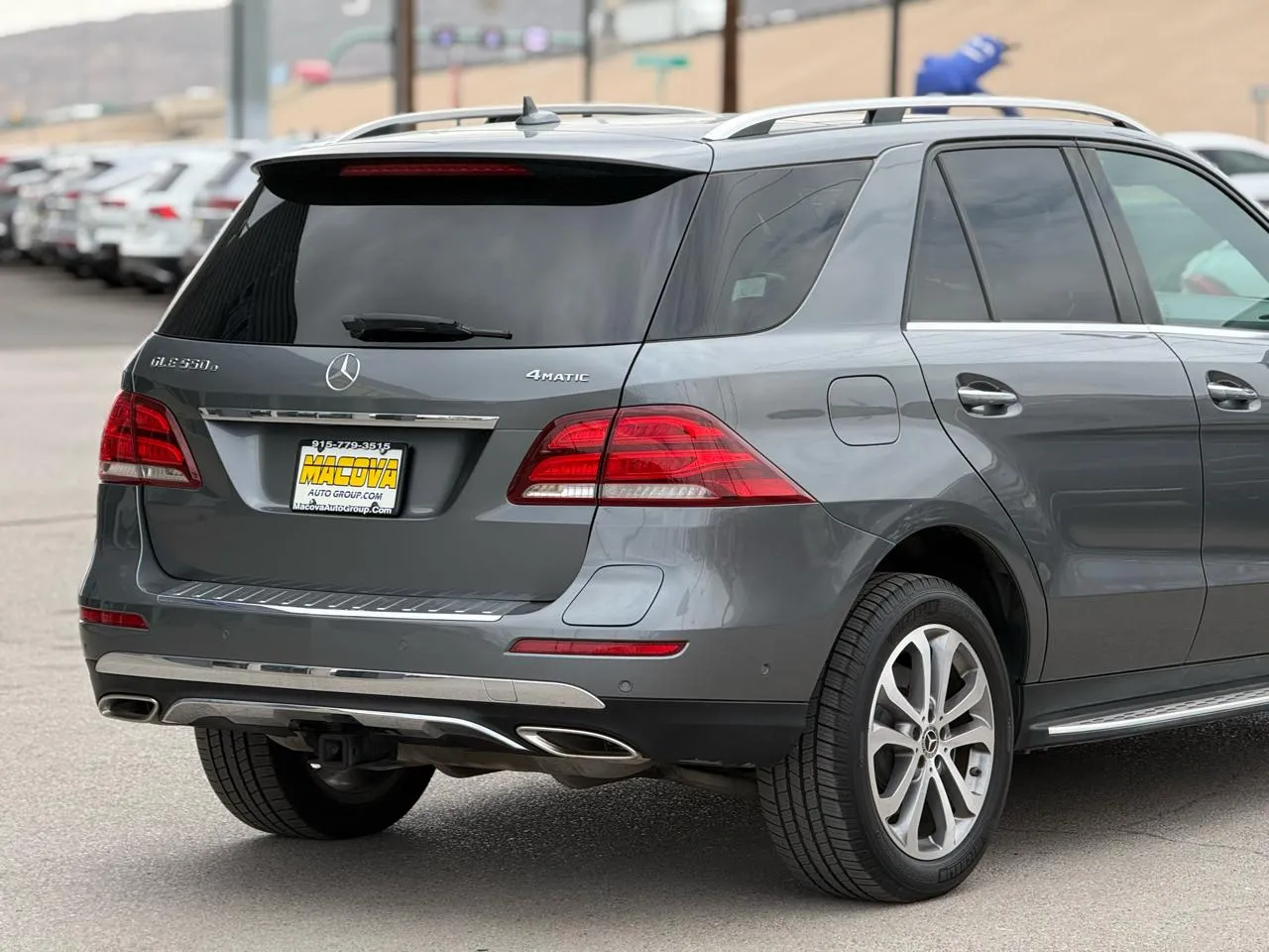 Mercedes-Benz GLE-Class photo 9