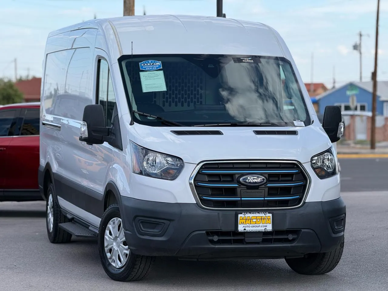 Ford Transit photo 2