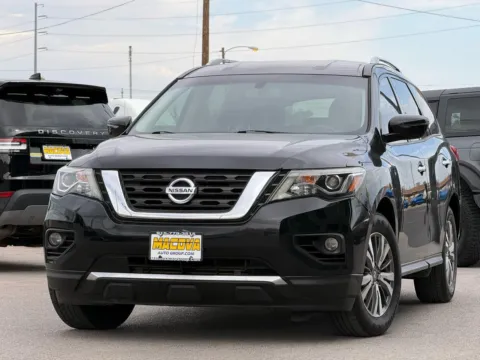 More photos of 2019 NISSAN PATHFINDER Platinum 2WD at Macova Auto Group Inc., TX