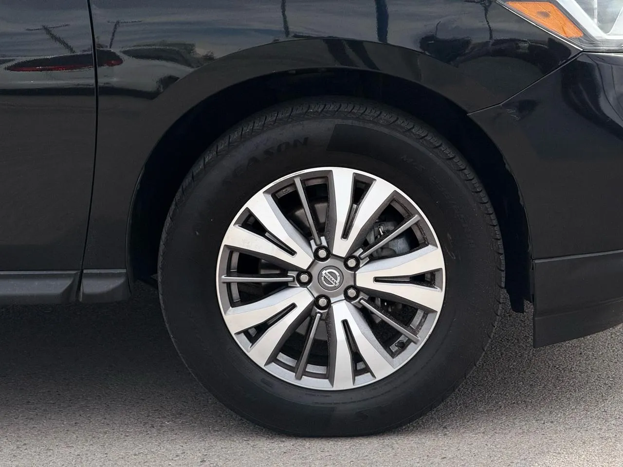 Nissan Pathfinder photo 10