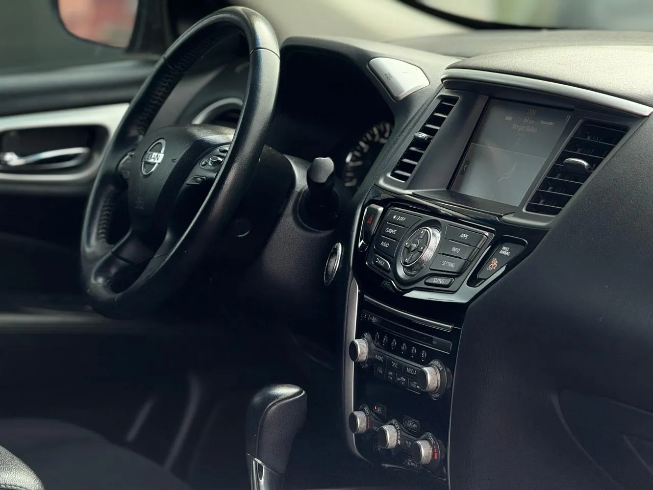 Nissan Pathfinder photo 15