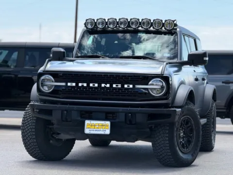 More photos of 2022 FORD BRONCO Base 4-Door w/Advanced at Macova Auto Group Inc., TX