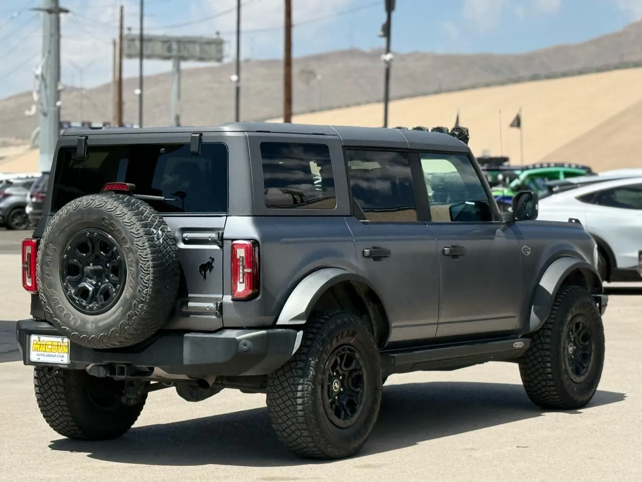Ford Bronco photo 7