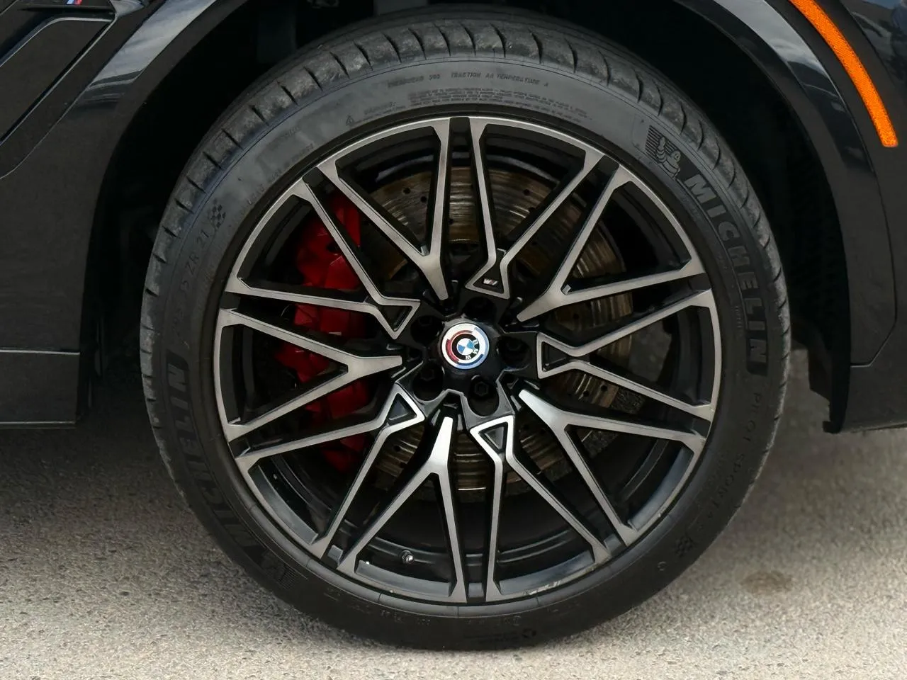 BMW X6 photo 8