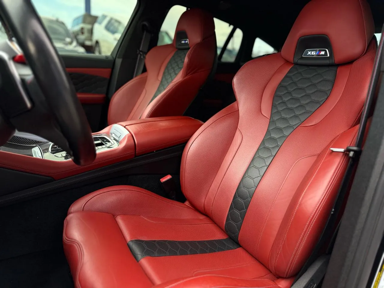 BMW X6 photo 12