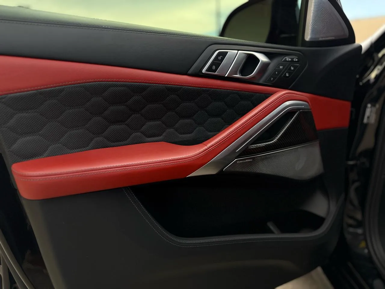 BMW X6 photo 18