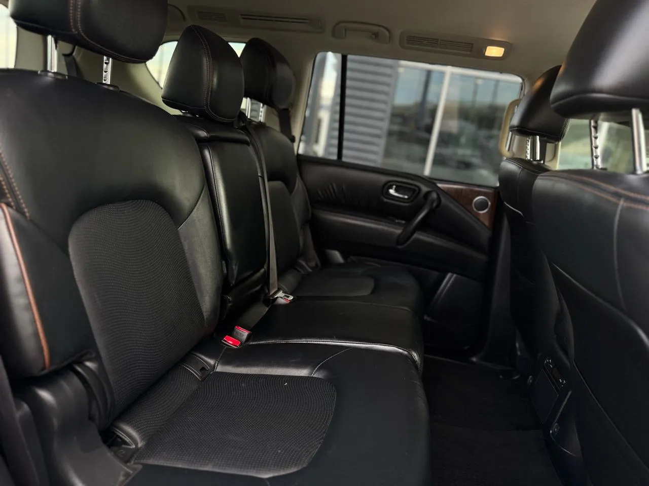 Nissan Armada photo 18
