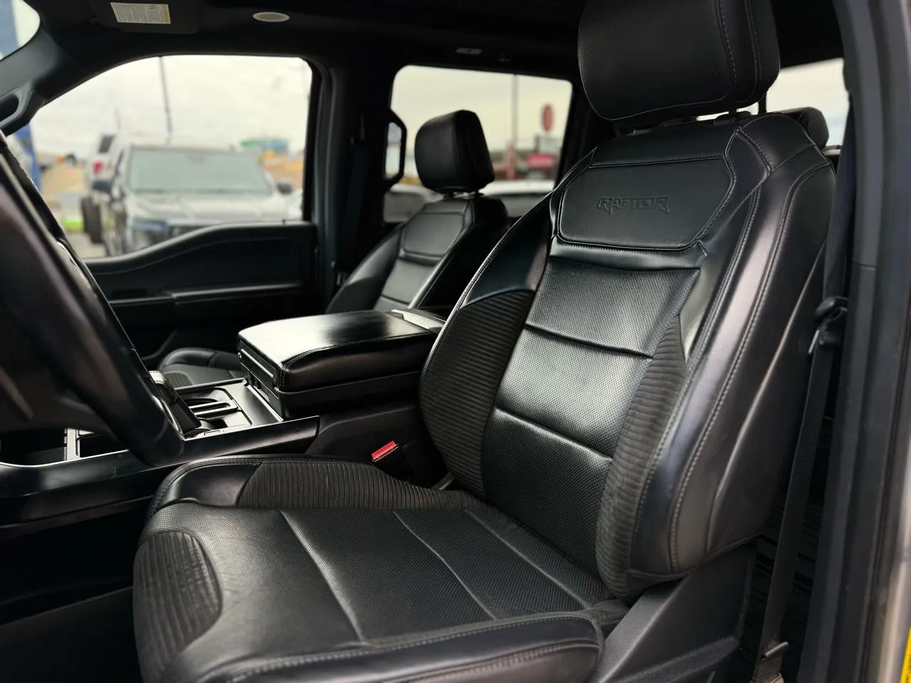 Ford F-150 photo 12