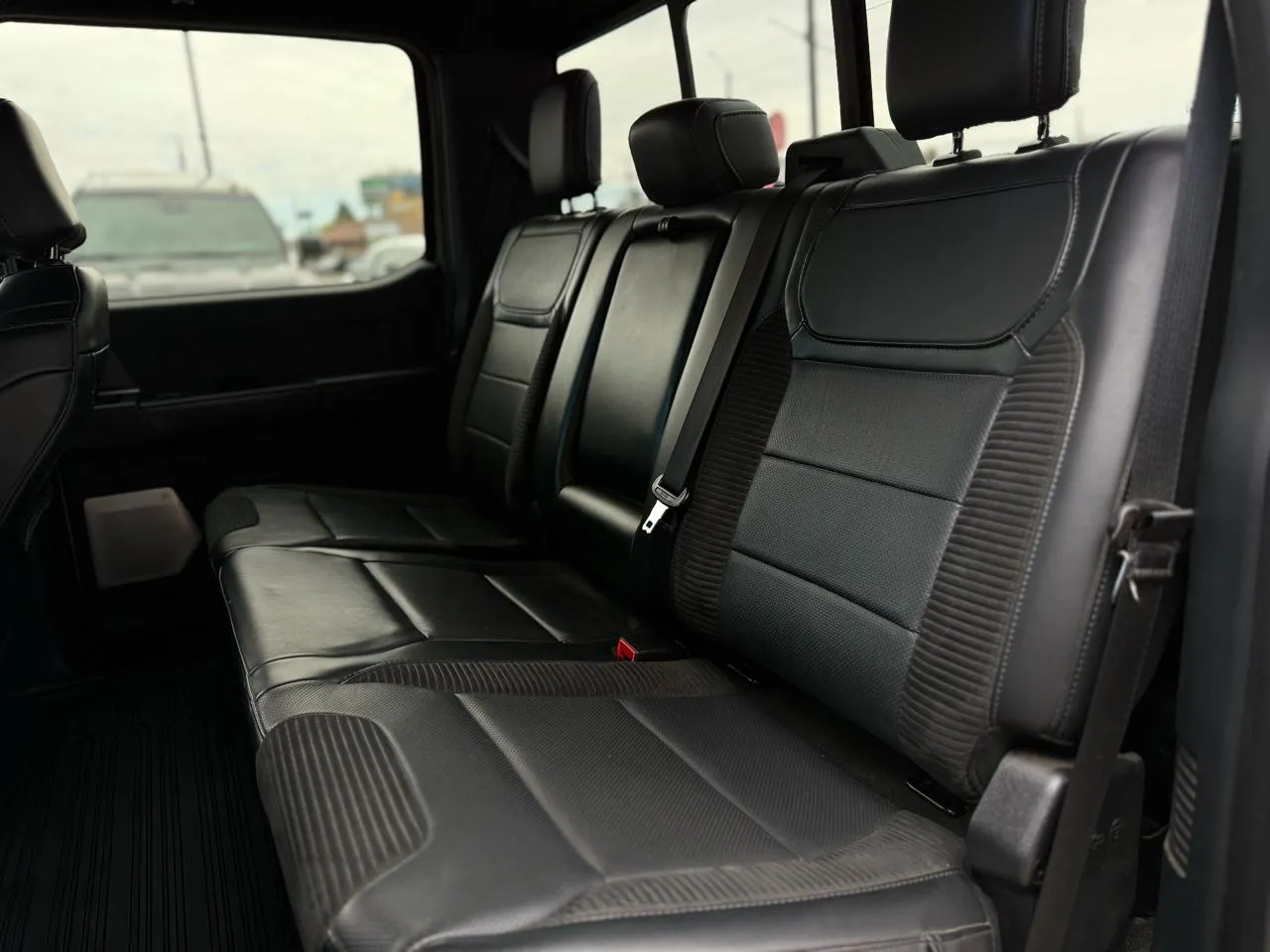 Ford F-150 photo 13