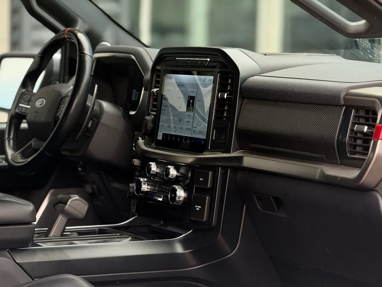 Ford F-150 photo 15