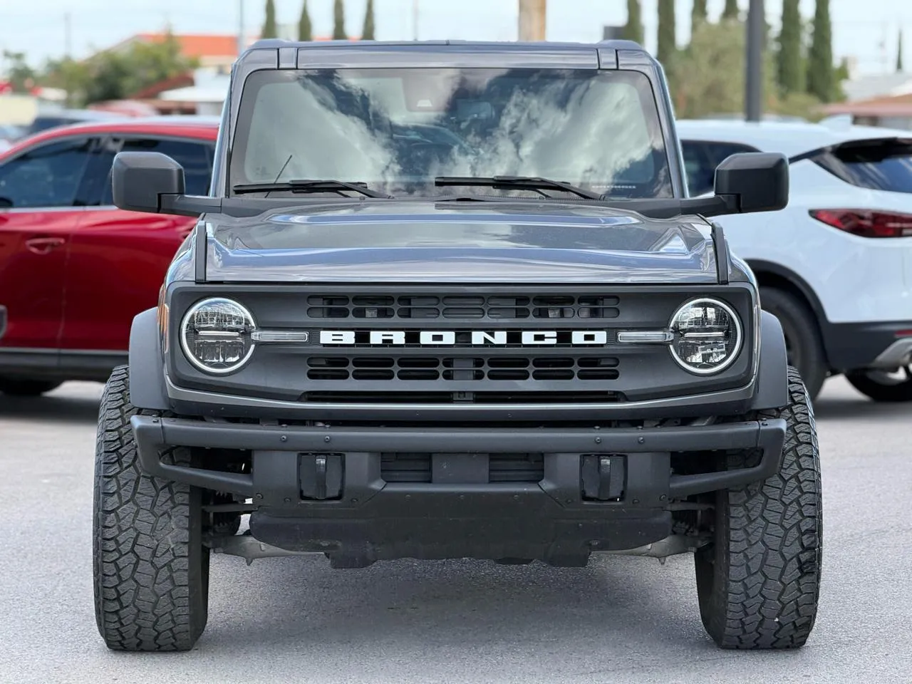Ford Bronco photo 3