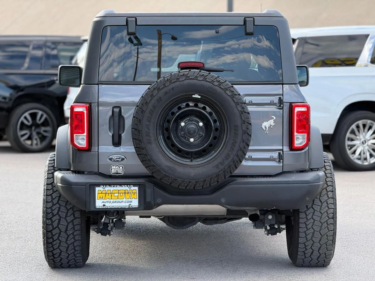 Ford Bronco photo 6