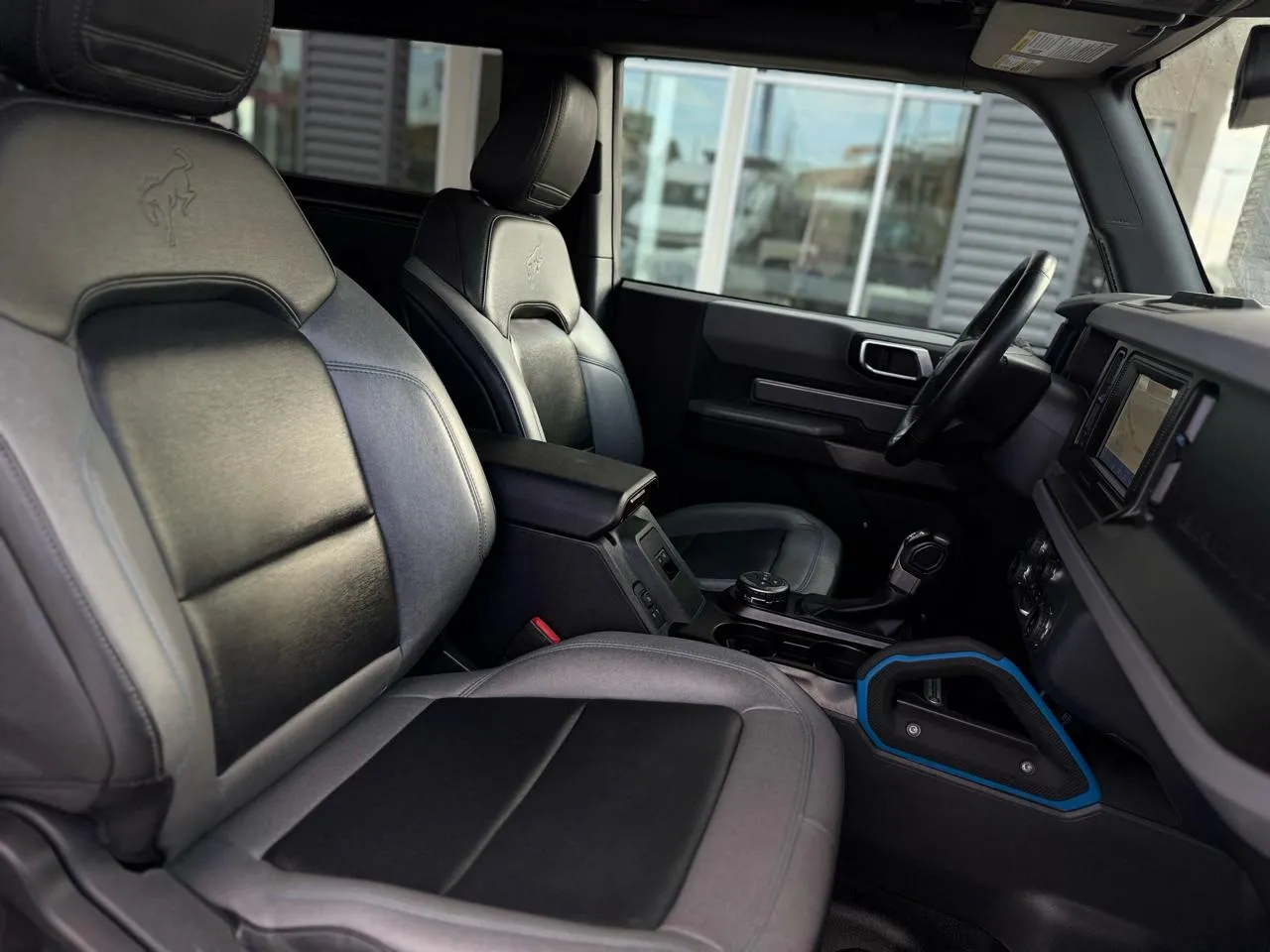 Ford Bronco photo 13