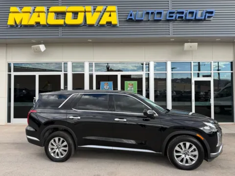 Black 2023 HYUNDAI PALISADE SE for sale in El Paso, TX