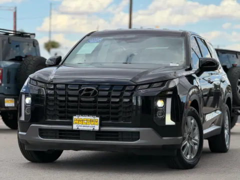 More photos of 2023 HYUNDAI PALISADE SE at Macova Auto Group Inc., TX