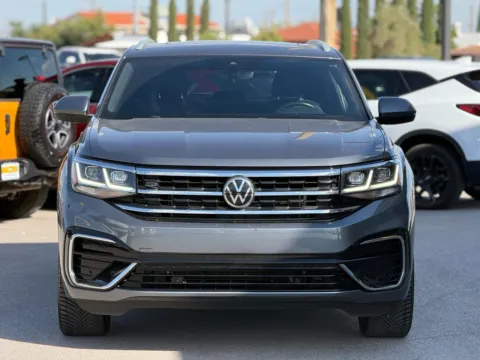 Another view of 2020 VOLKSWAGEN ATLAS CROSS SPORT V6 SEL R-Line 4MOTION for sale in El Paso, TX at Macova Auto Group Inc.