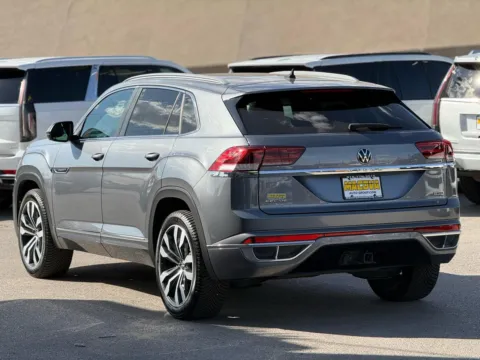 More photos of 2020 VOLKSWAGEN ATLAS CROSS SPORT V6 SEL R-Line 4MOTION at Macova Auto Group Inc., TX