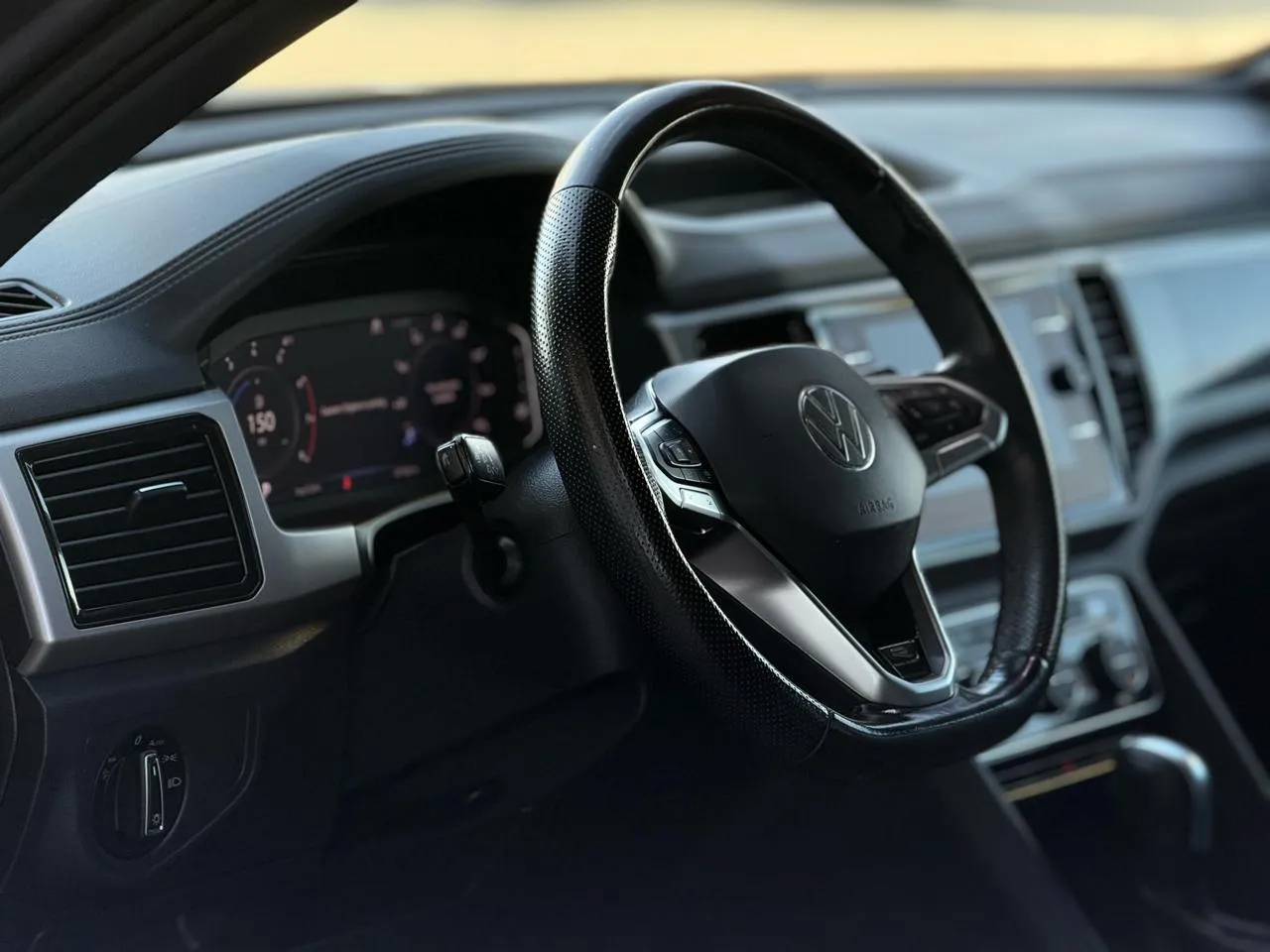 Volkswagen Atlas Cross Sport photo 8