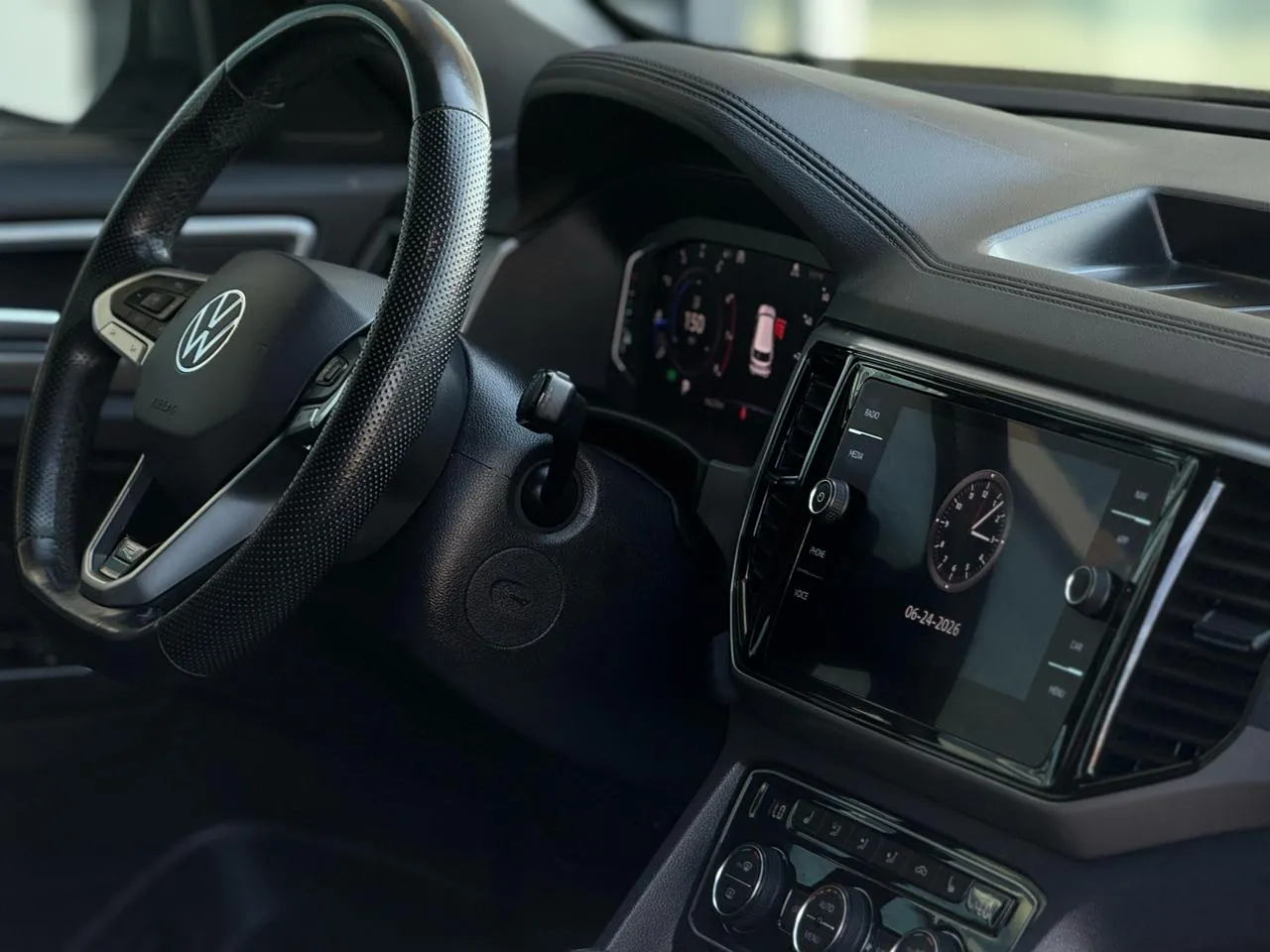 Volkswagen Atlas Cross Sport photo 10