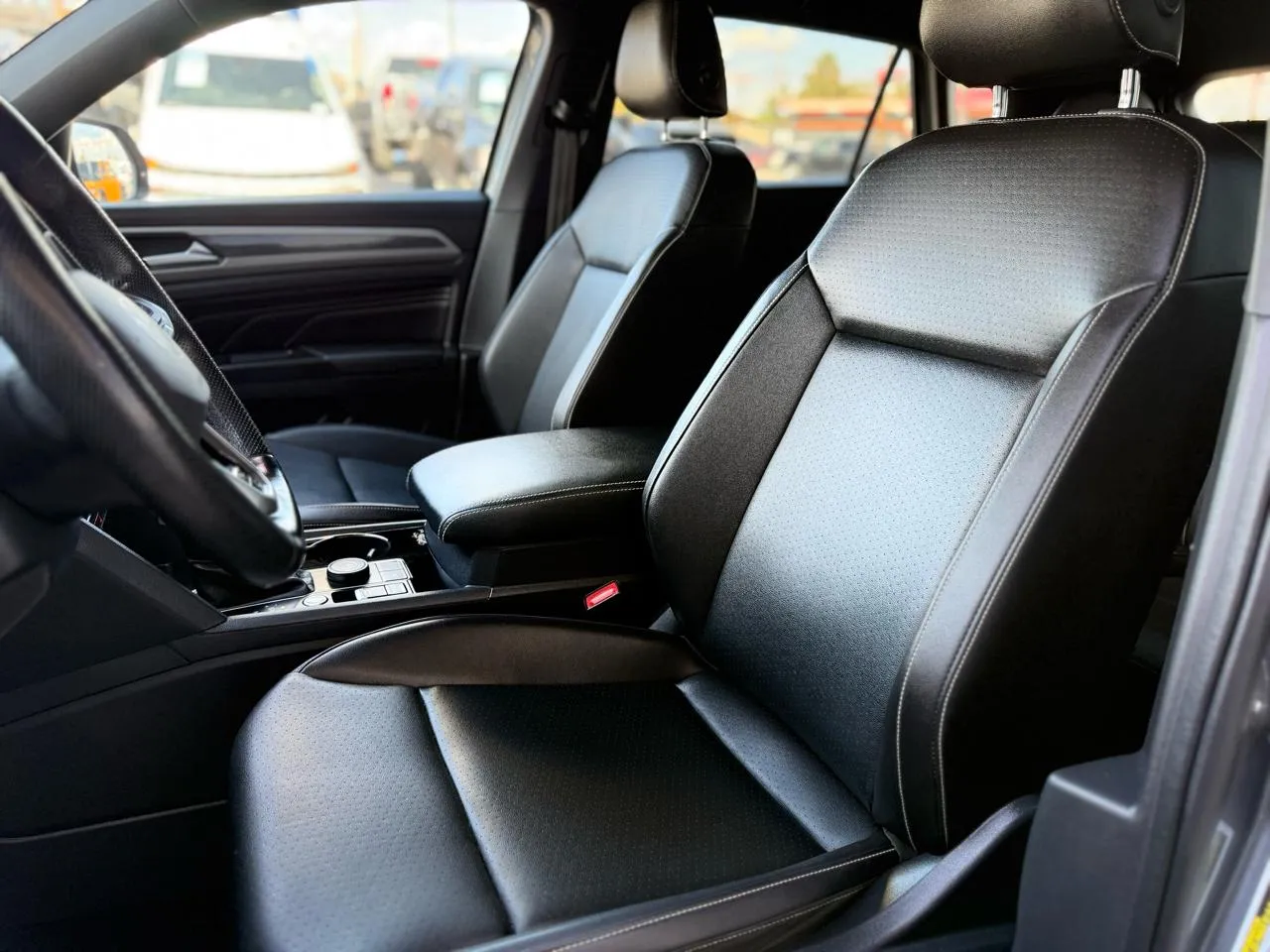 Volkswagen Atlas Cross Sport photo 11