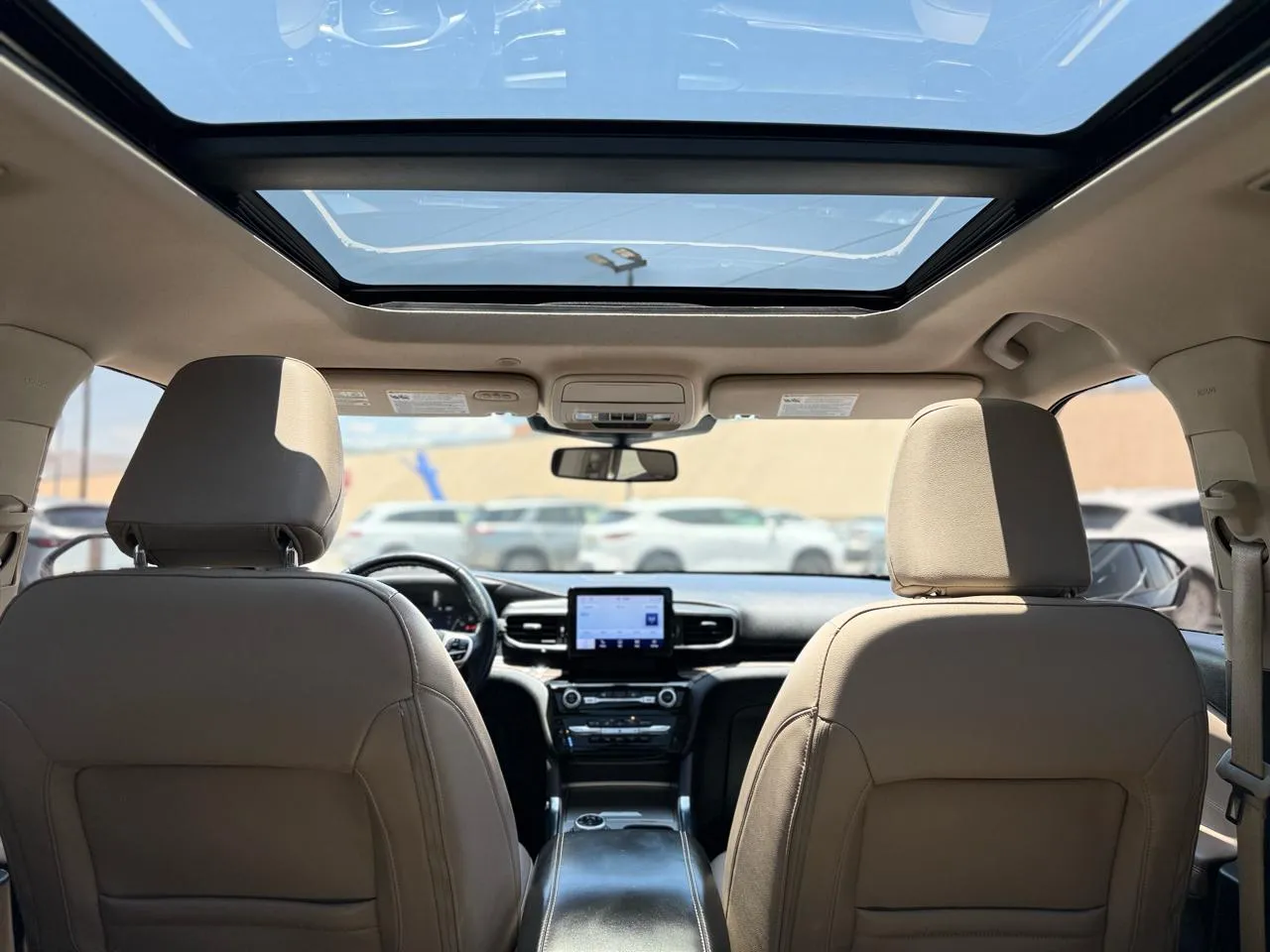 Ford Explorer photo 21