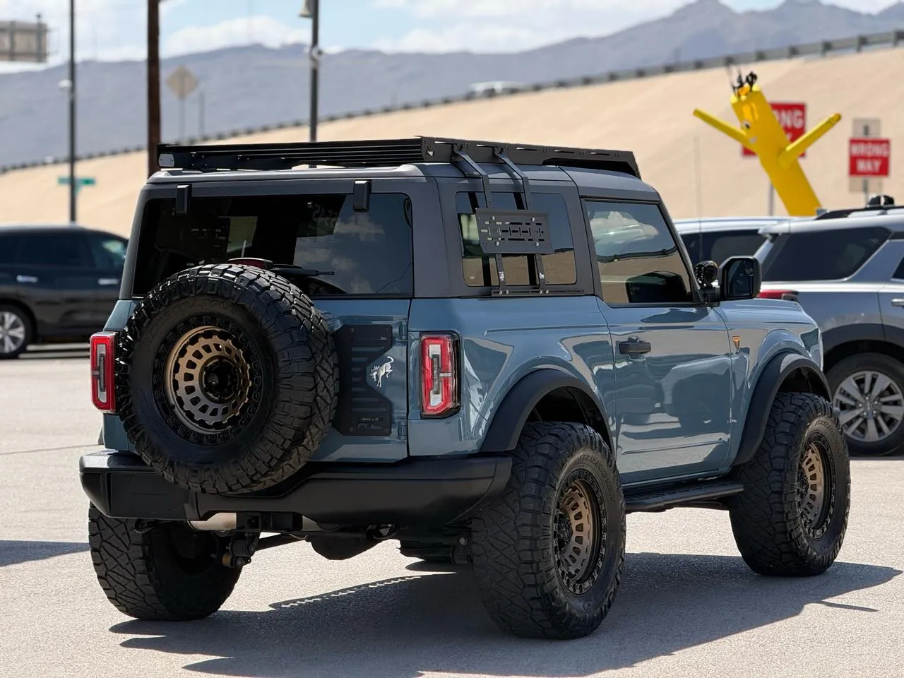 Ford Bronco photo 7