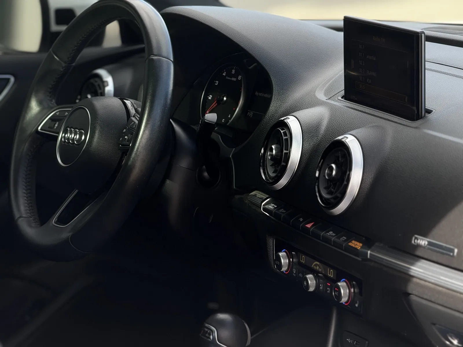 Audi A3 photo 11