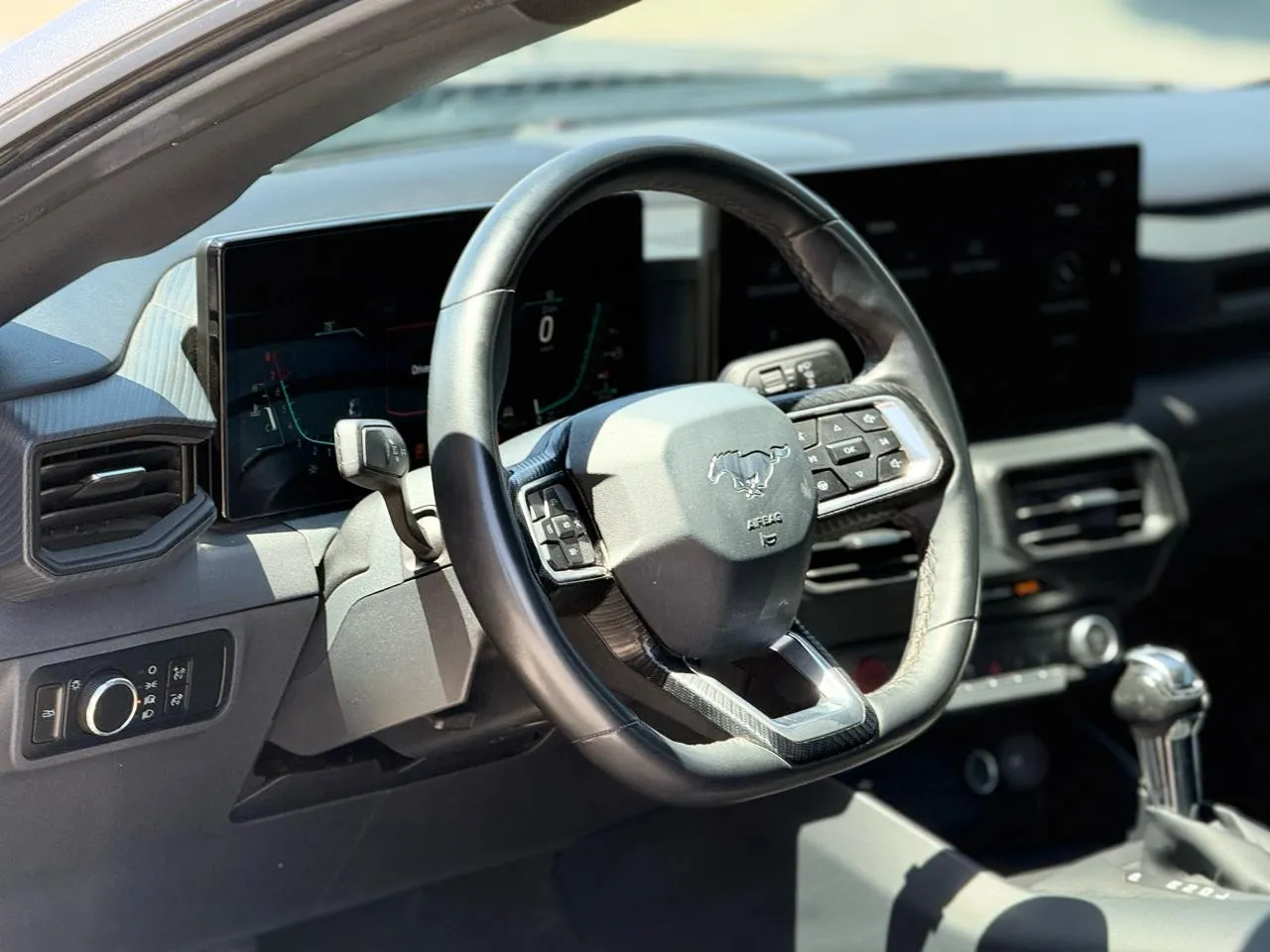 Ford Mustang photo 11