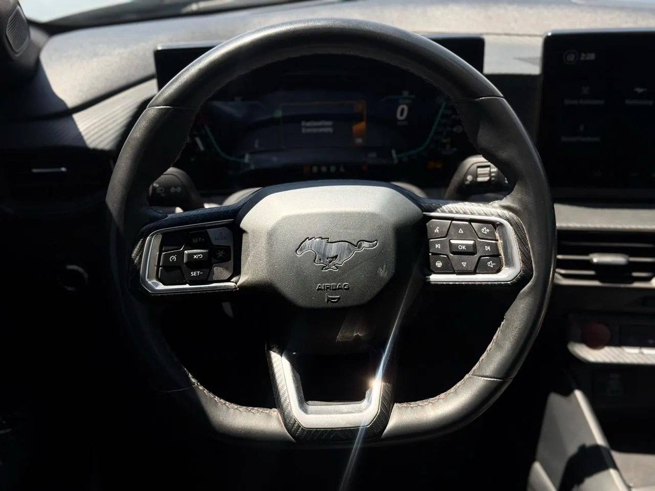 Ford Mustang photo 18
