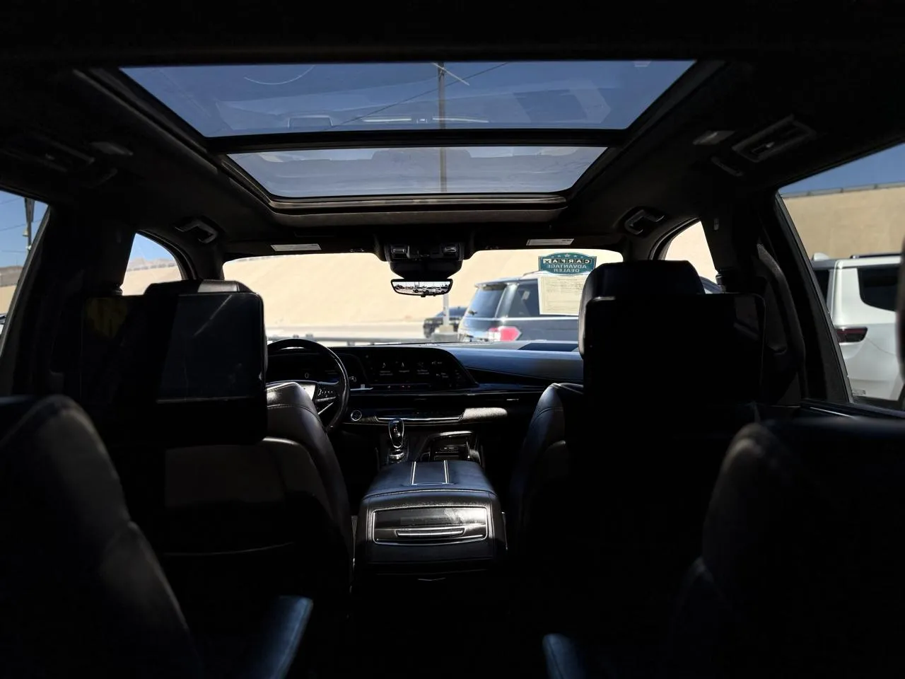 Cadillac Escalade photo 18