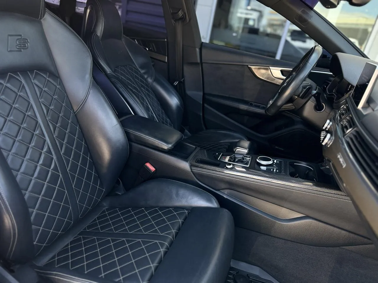 Audi S5 photo 11