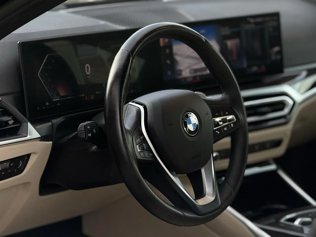 BMW 3 Series photo 8