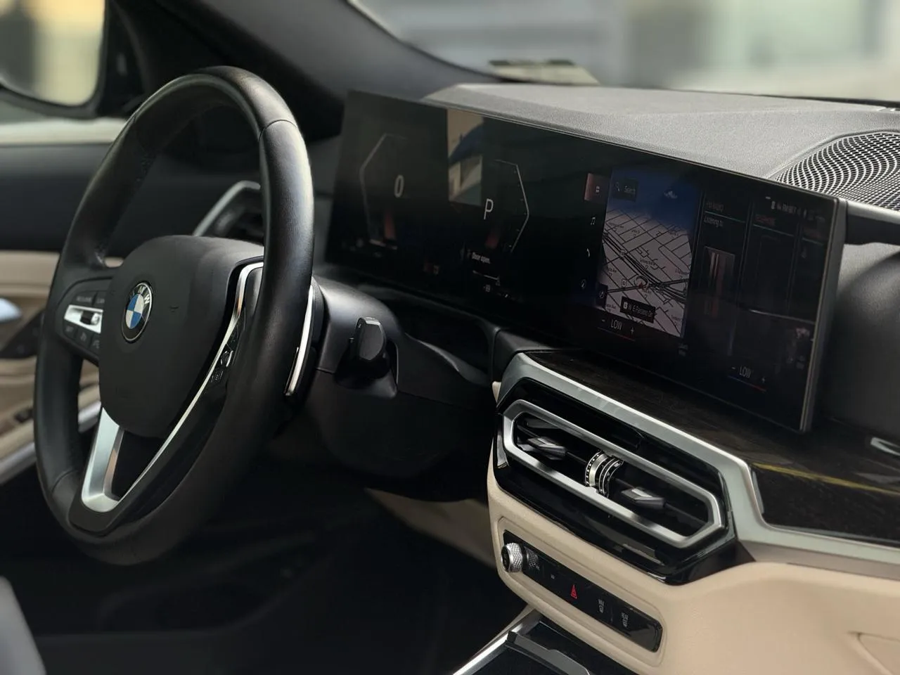 BMW 3 Series photo 11