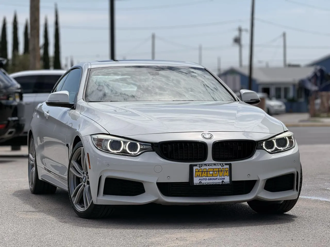 BMW 4 Series photo 2
