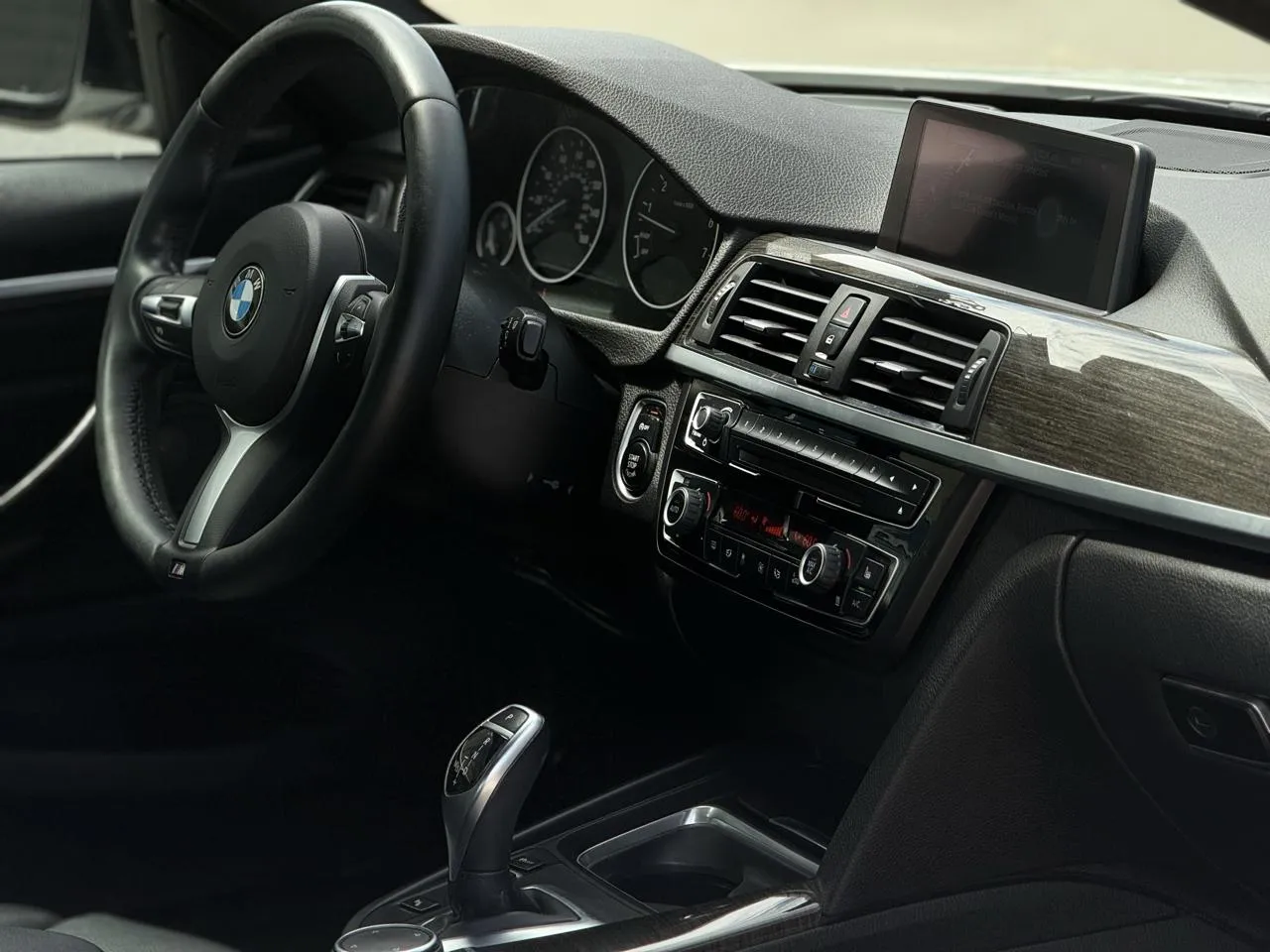 BMW 4 Series photo 10