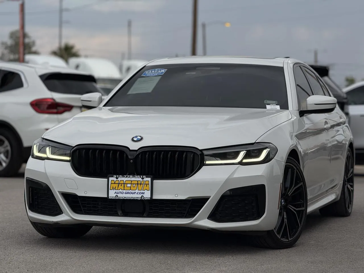 BMW 5 Series photo 4