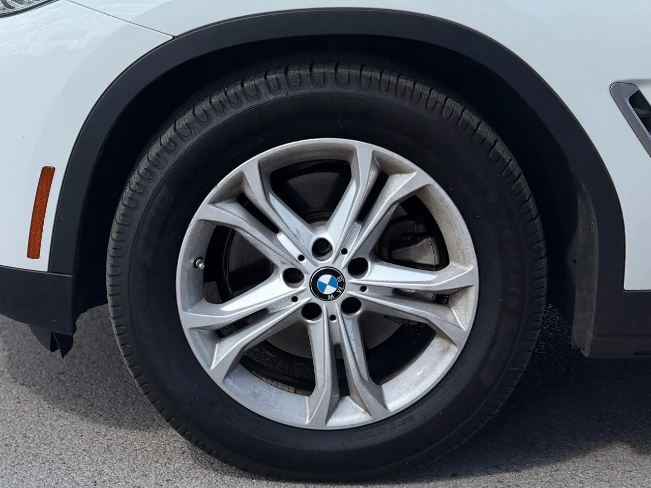 BMW X3 photo 8