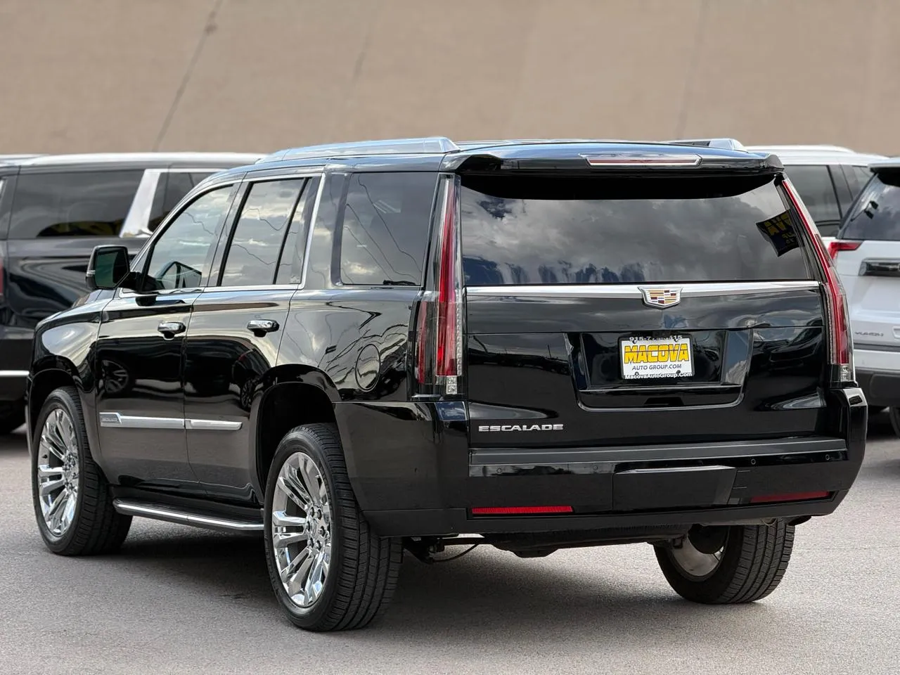 Cadillac Escalade photo 5