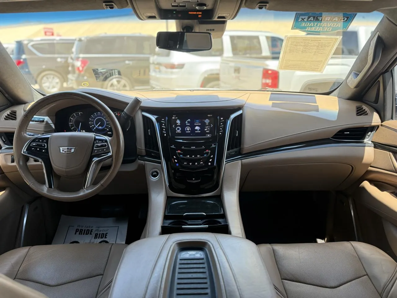 Cadillac Escalade ESV photo 15