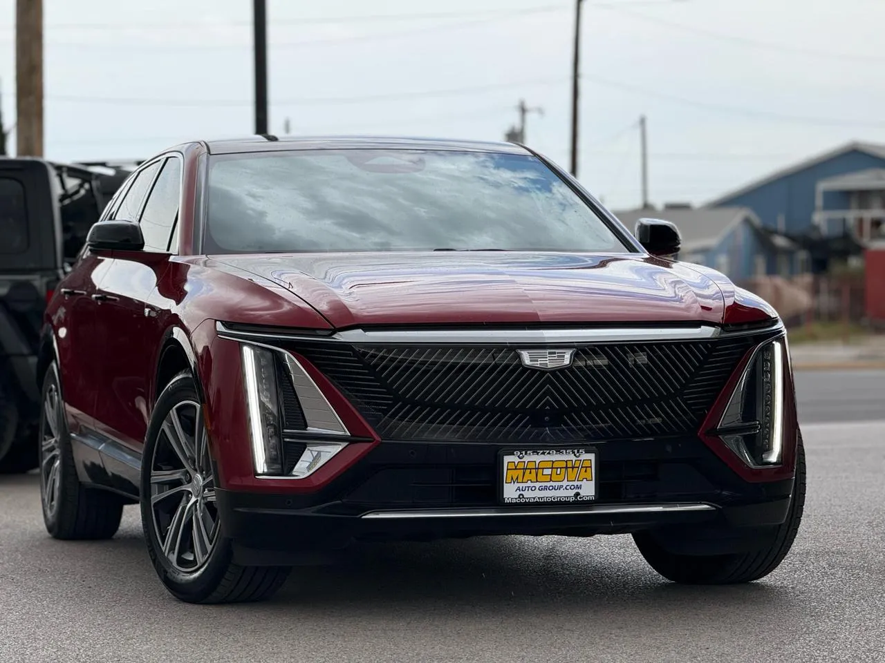 Cadillac Lyriq photo 2