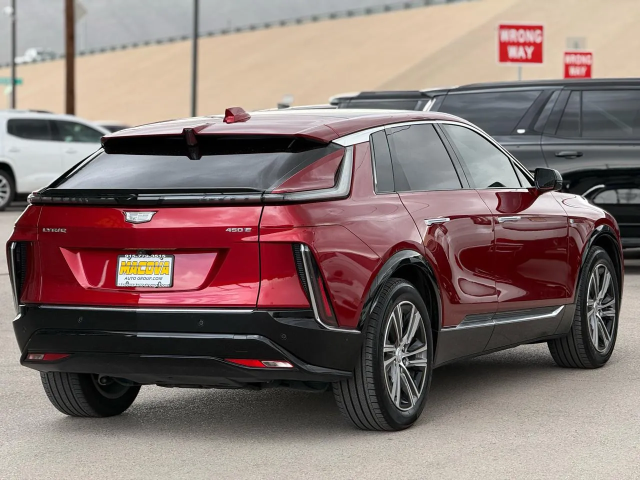 Cadillac Lyriq photo 7