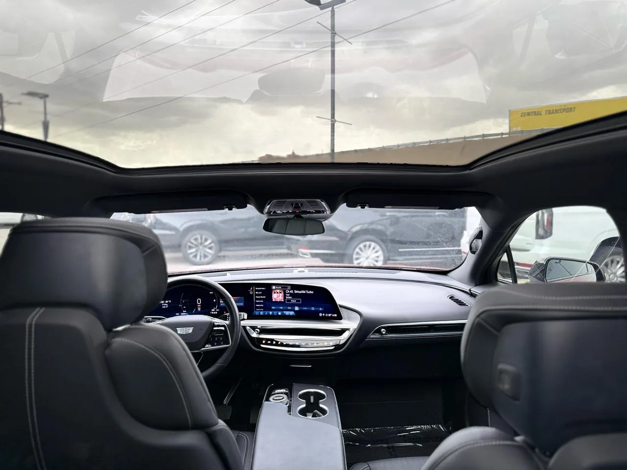 Cadillac Lyriq photo 20